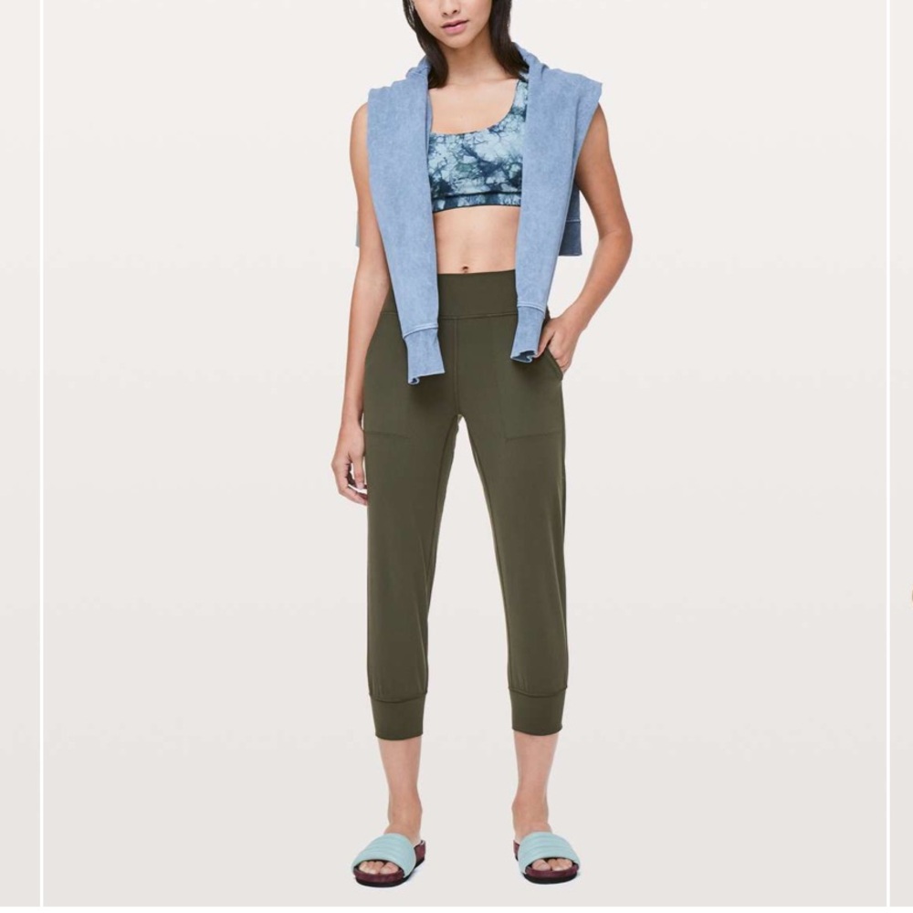 Lululemon Align High Rise Jogger Crop *23" Dark Olive Green size 2